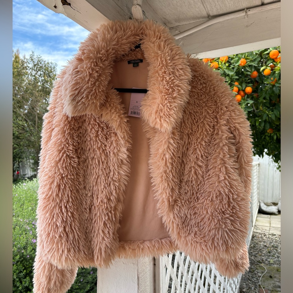 Target jacket tag still on Cream crop faux fur jacket festival season must have
